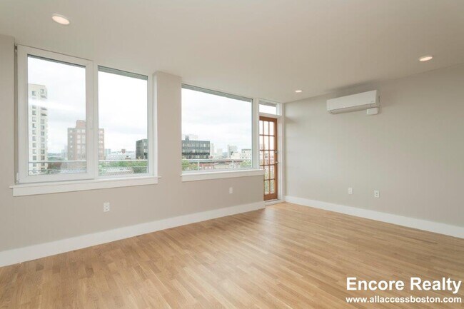 334 Harvard St unit N13, Cambridge, MA 02139 - photo 6