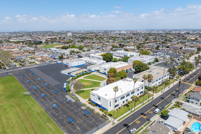 Robert E. Peary Middle School in Gardena, CA has 1,177 total students.