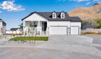 8674 N Haloran Ct, Lake Point, UT 84074
