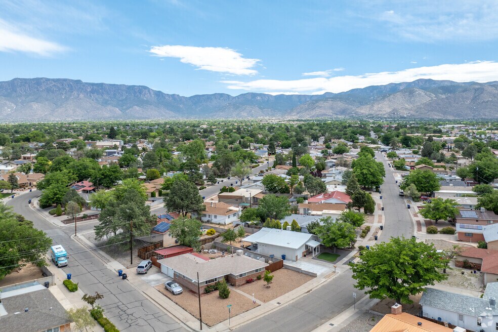 NH_Northridge_567296_P2_v1_LM_52325