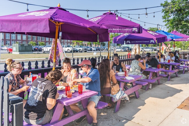 LoLA in Park Circle is a great family restaurant with amazing food and outdoor seating.