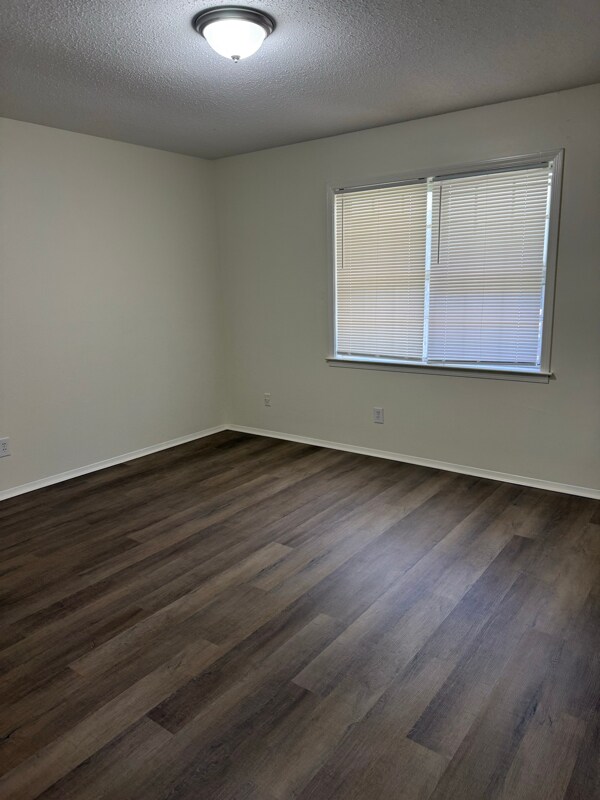 1914 St James Dr unit 4, Memphis, TN 38116 - photo 7