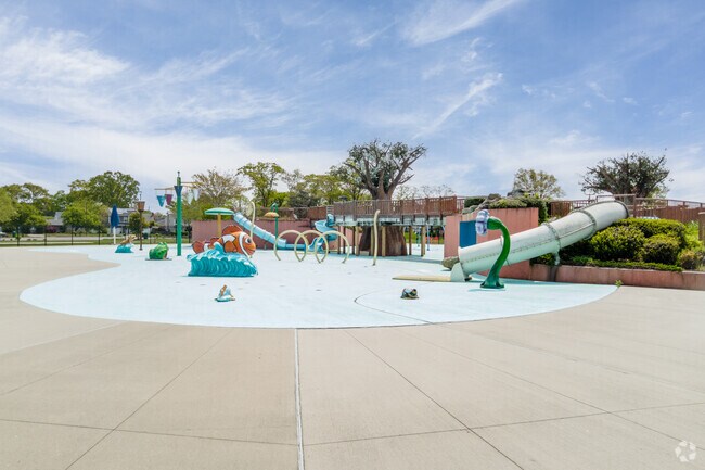 Geiger Lake Memorial Park is home to one of Town of Babylon's three Interactive Spray Parks.
