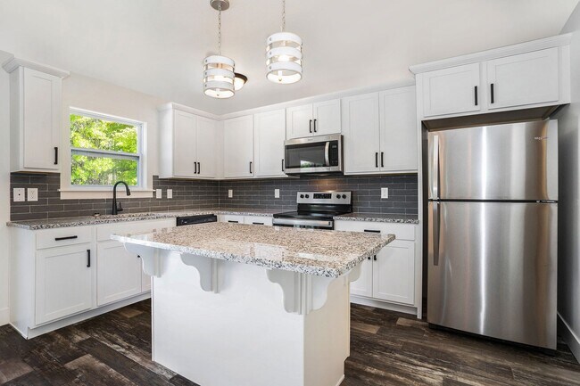 52848 Hollow Trail unit 37243078, South Bend, IN 46628 - photo 2