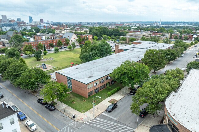 Franklin Square Elementary School
in Baltimore helps students excel.