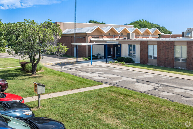 Lecompton Elementary School has great after school programs for the kids.