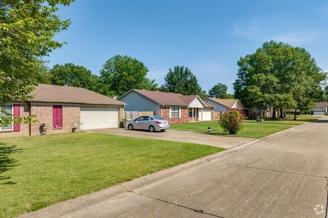 Ranch-style, single-family homes are typical in Bryant, Arkansas.
