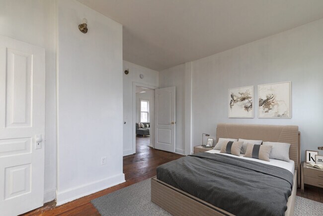 706 W Saginaw St unit 2, Lansing, MI 48915 - photo 7