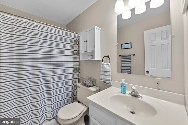 1196 Spruce Ave, Shady Side, MD 20764 - photo 4