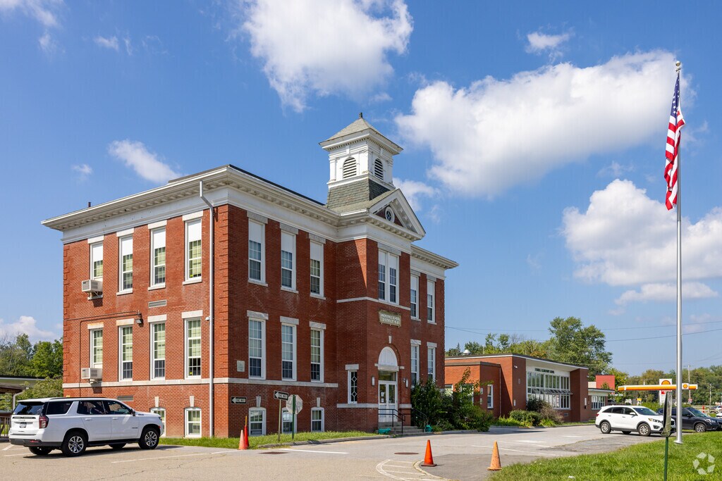 Fishkill Elementary School is a great environment for students to learn.