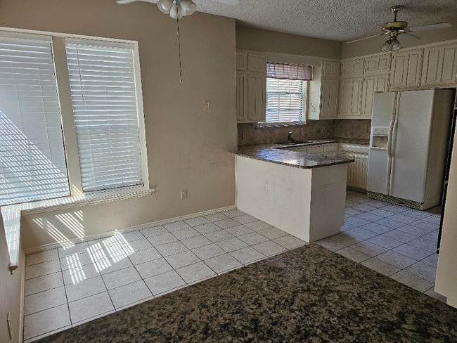 2712 Powderhorn Dr, Plano, TX 75025 - photo 4