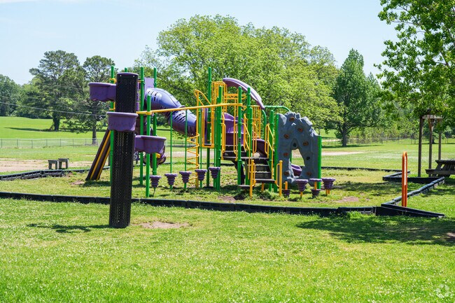 G.N. Smith Elementary School serves 217 students in Jackson.