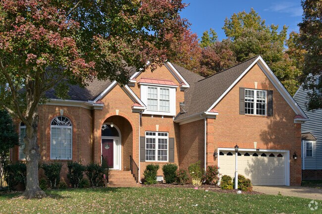 Spacious brick homes can be found throughout the Twin Hickory neighborhood.