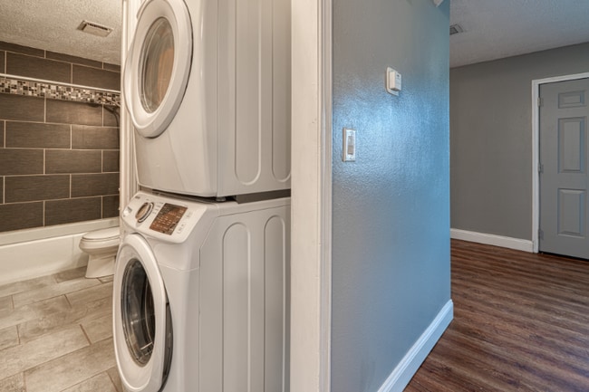 11912 Indian School Rd NE unit 8, Albuquerque, NM 87112 - photo 6