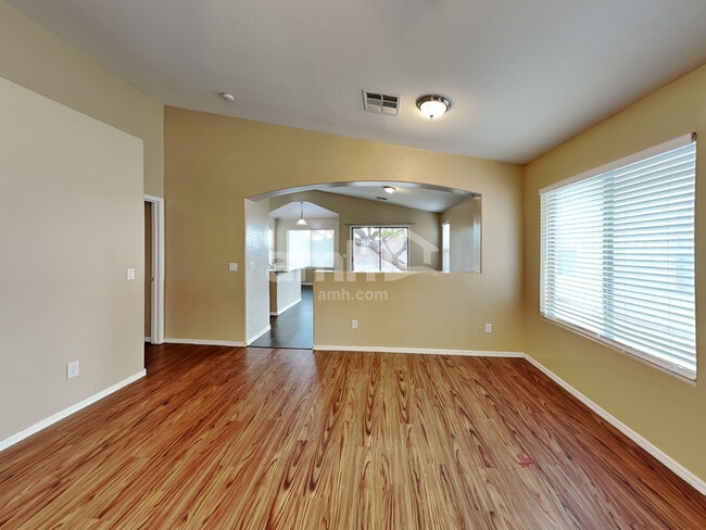 2071 S 155th Dr, Goodyear, AZ 85338 - photo 6