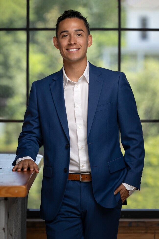 Agent Photo