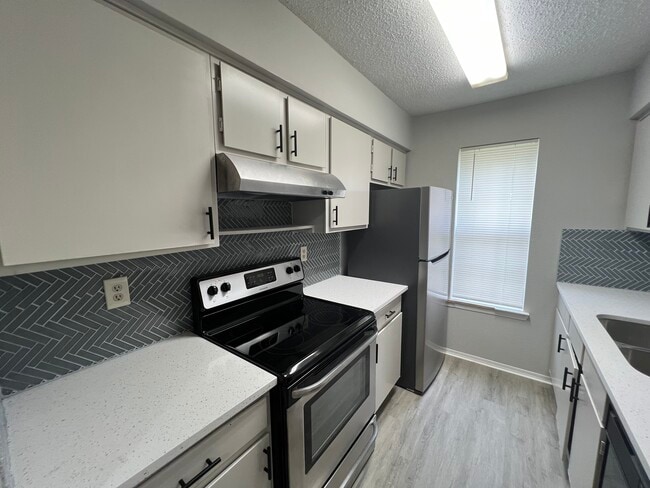 1936 Bernice St, Haltom City, TX 76117 - photo 3