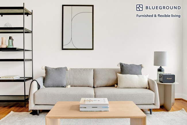 770 5th St NW unit FL11-ID535, Washington, DC 20001 - photo 2