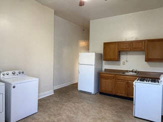 2215 Brookfield Ave Unit Spacious one-bedroom, Baltimore, MD 21217