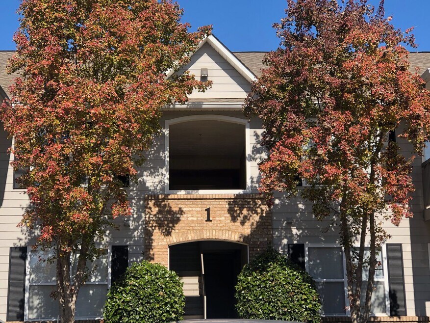 1385 S Donahue Dr, Auburn, AL 36832 - photo 1