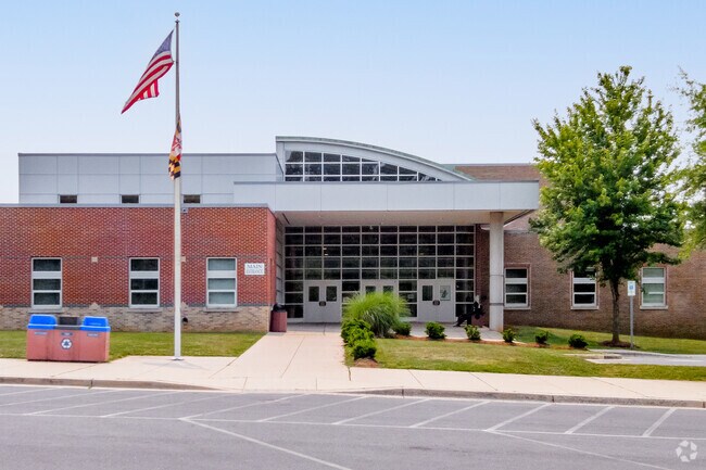 Northwood High School teaches students in grades 9-12 in Kemp Mill.