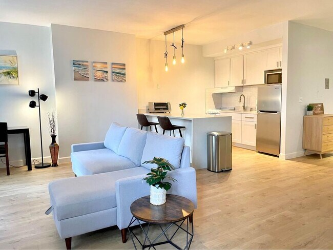 94 Washington St unit 9, Norwalk, CT 06854 - photo 2