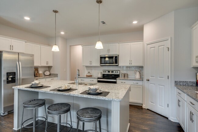 6161 Worthington Rd, Columbia, TN 38401 - photo 7