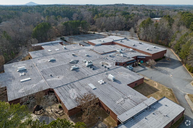 Simpson Middle School teaches grades 6 through 8.