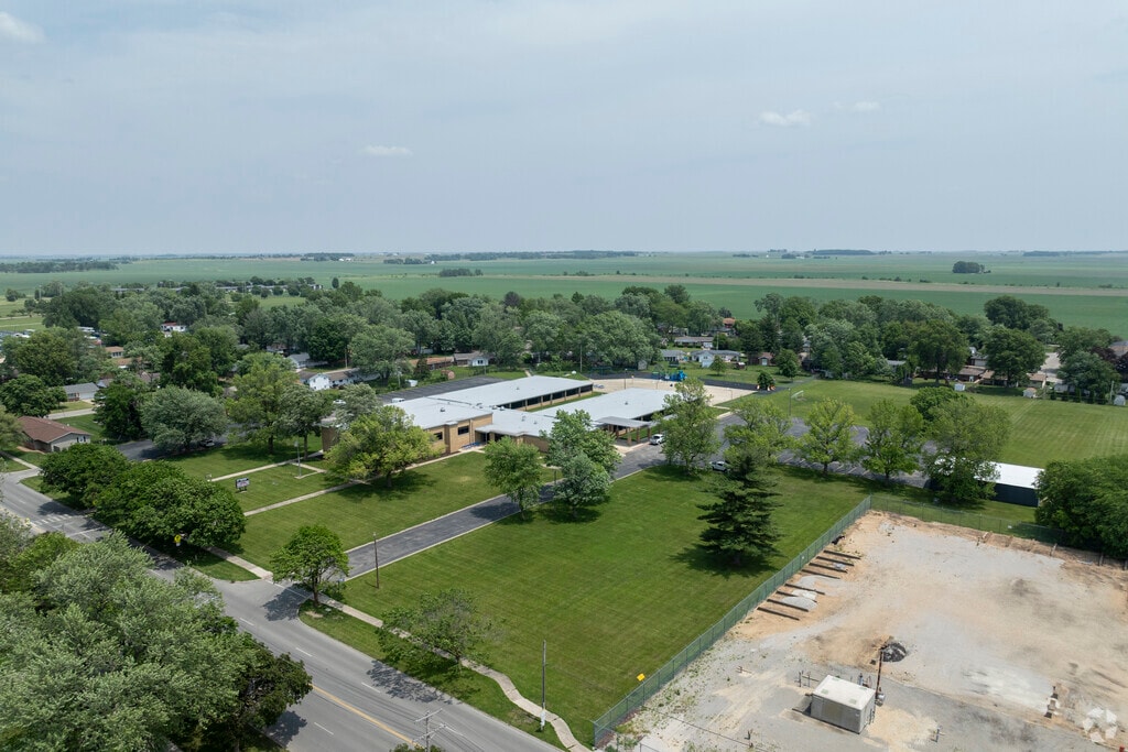 Eastlawn Elementary School is located near residential streets of Rantoul.