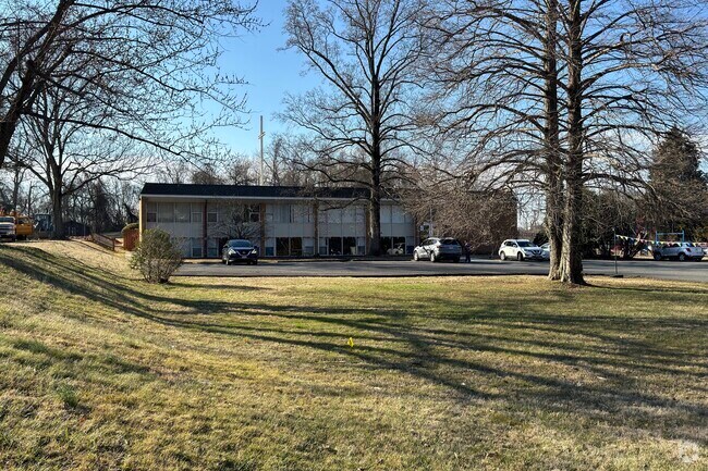 Heaven's Best Montessori LLC serves the community of Fairfax.