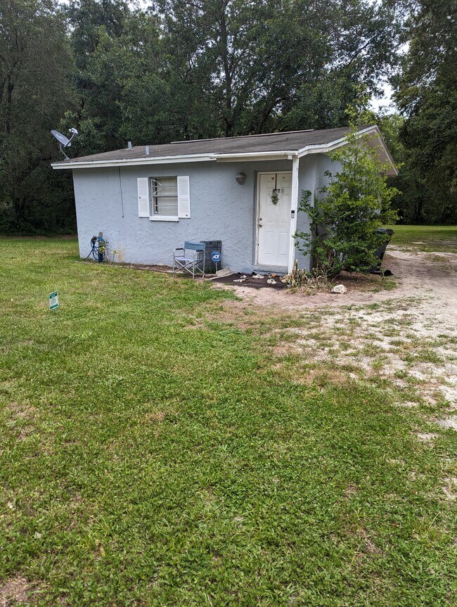 14815 N 20th St, Lutz, FL 33549