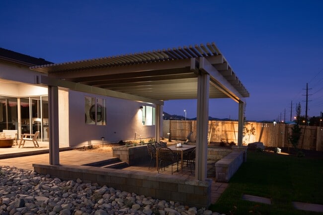 192 Wildcat Peak Dr unit 36475657, Carson City, NV 89701 - photo 4