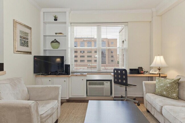 2128 N St NW unit ID355P, Washington, DC 20037 - photo 3