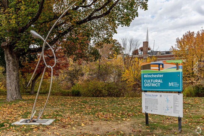 Winchester Highlands makes up the city of Winchester and offers a cultural and art district.