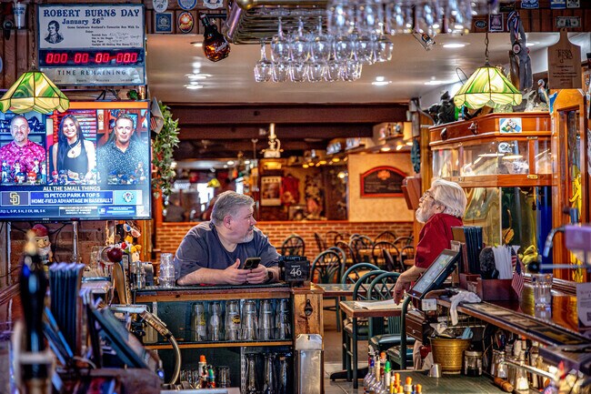 Gaslight Brewery & Restaurant near Upper Vailsburg is a popular spot for food and craft beer.