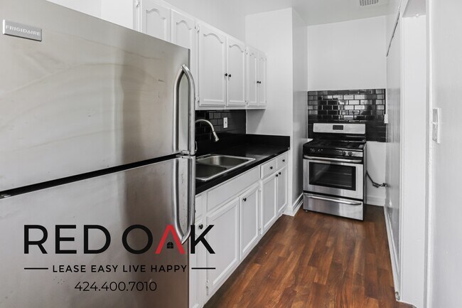 687 Shatto Place unit 407, Los Angeles, CA 90005 - photo 3