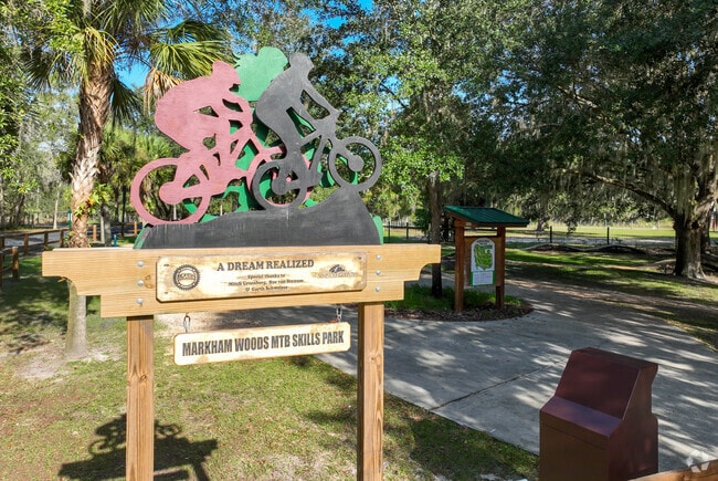 Heathrow's Markham Woods Trail has a fun obstacle course to get warmed up on.