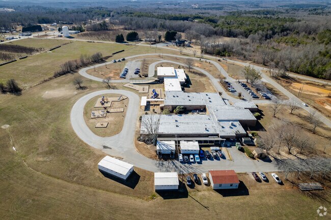 Side view of Cooley Springs-Fingerville Elementary School