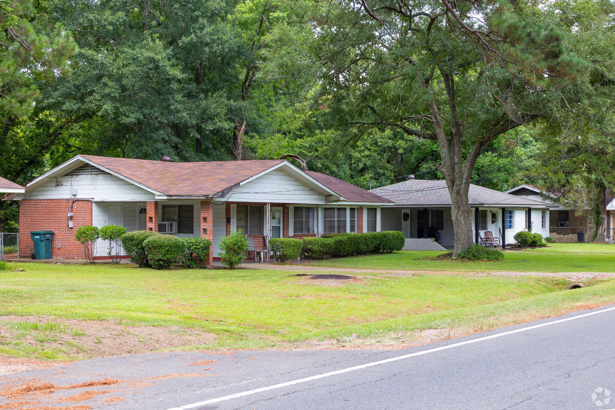 Single family homes have affordable prices in Southside compare to the national average.