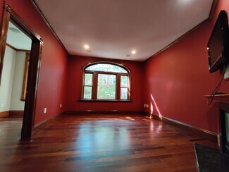 9 Strathmore Rd Unit 2, Brookline, MA 02445