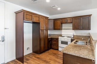 14105 Chadron Ave, Hawthorne, CA 90250