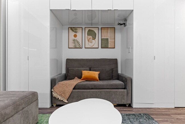 12607 Larchmere Blvd unit ID1335760P, Cleveland, OH 44120 - photo 7