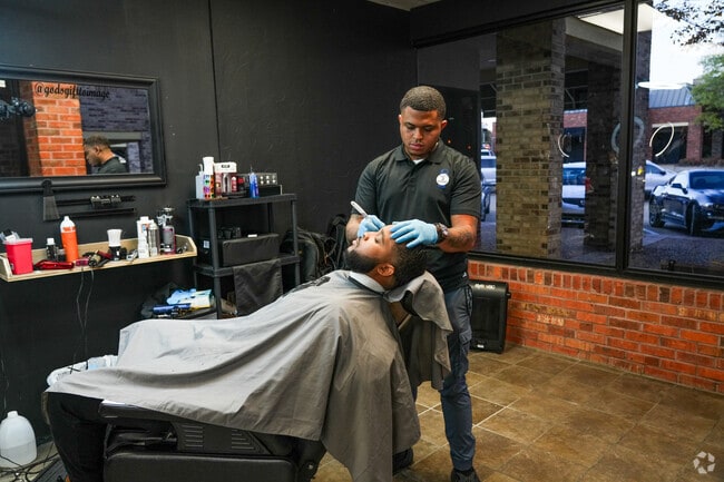 Gift2image, a barbershop in Ridgeland, provides a unique and personalized barbering experience.