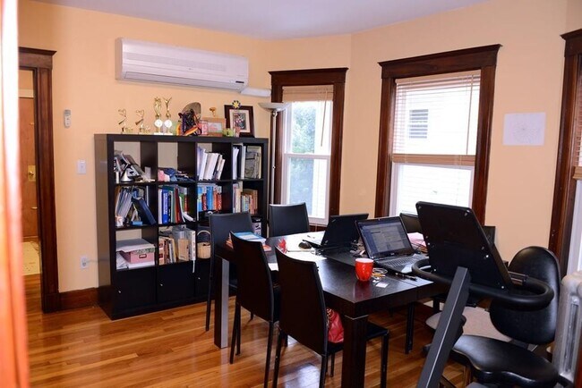 17 Sunset St unit 1, Roxbury Crossing, MA 02120 - photo 7