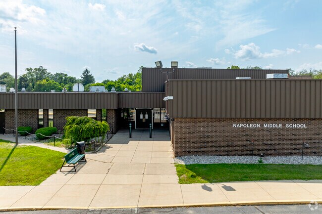 School rating site Niche.com highly rates Napoleon Middle School teachers at an overall B-minus.