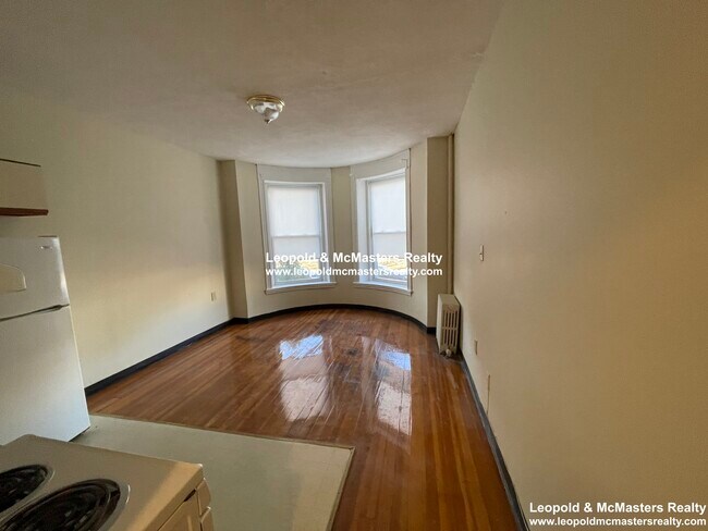 1114 Commonwealth Ave unit 4, Allston, MA 02134 - photo 7
