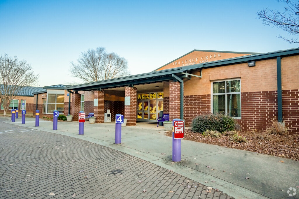 Torrence Creek Elementary School provides education in the neighborhood of 
Huntersville.