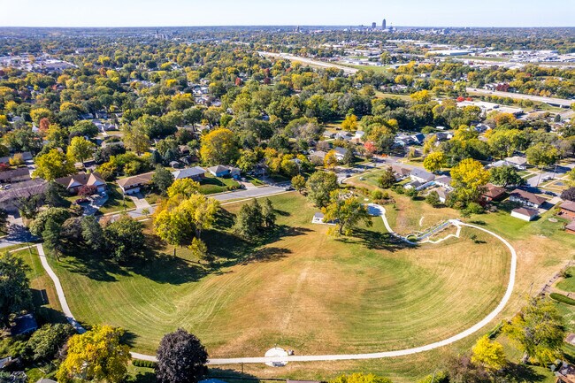 With both fields and trees aplenty, Fairmont Park has ample greenspace for all residents.