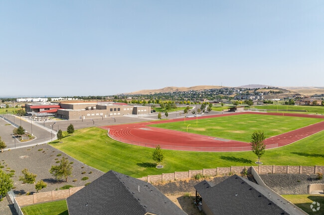 Chinook Middle School received a B-minus score and serves the Canyon Lake neighborhood.