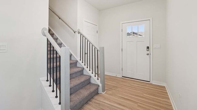 1067 20th Avenue Loop SE, Hickory, NC 28658 - photo 3